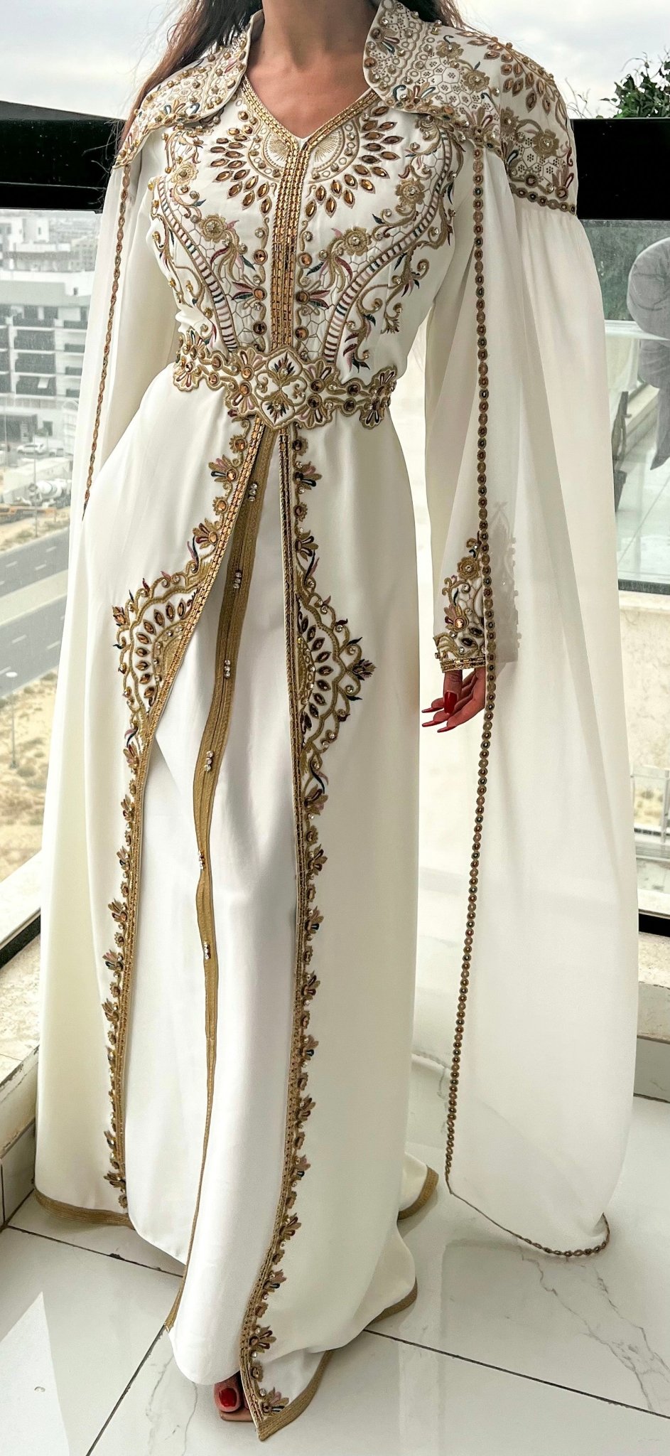 Abaya Beautiful Embroidery - MASHUP