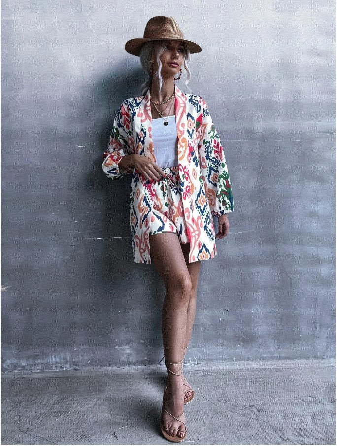 Kimono With Shorts Patterned Set - MASHUP