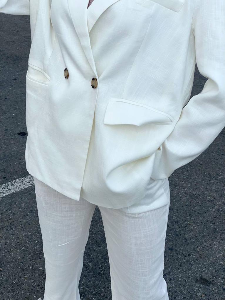 White Blazer with Pants Set - MASHUP