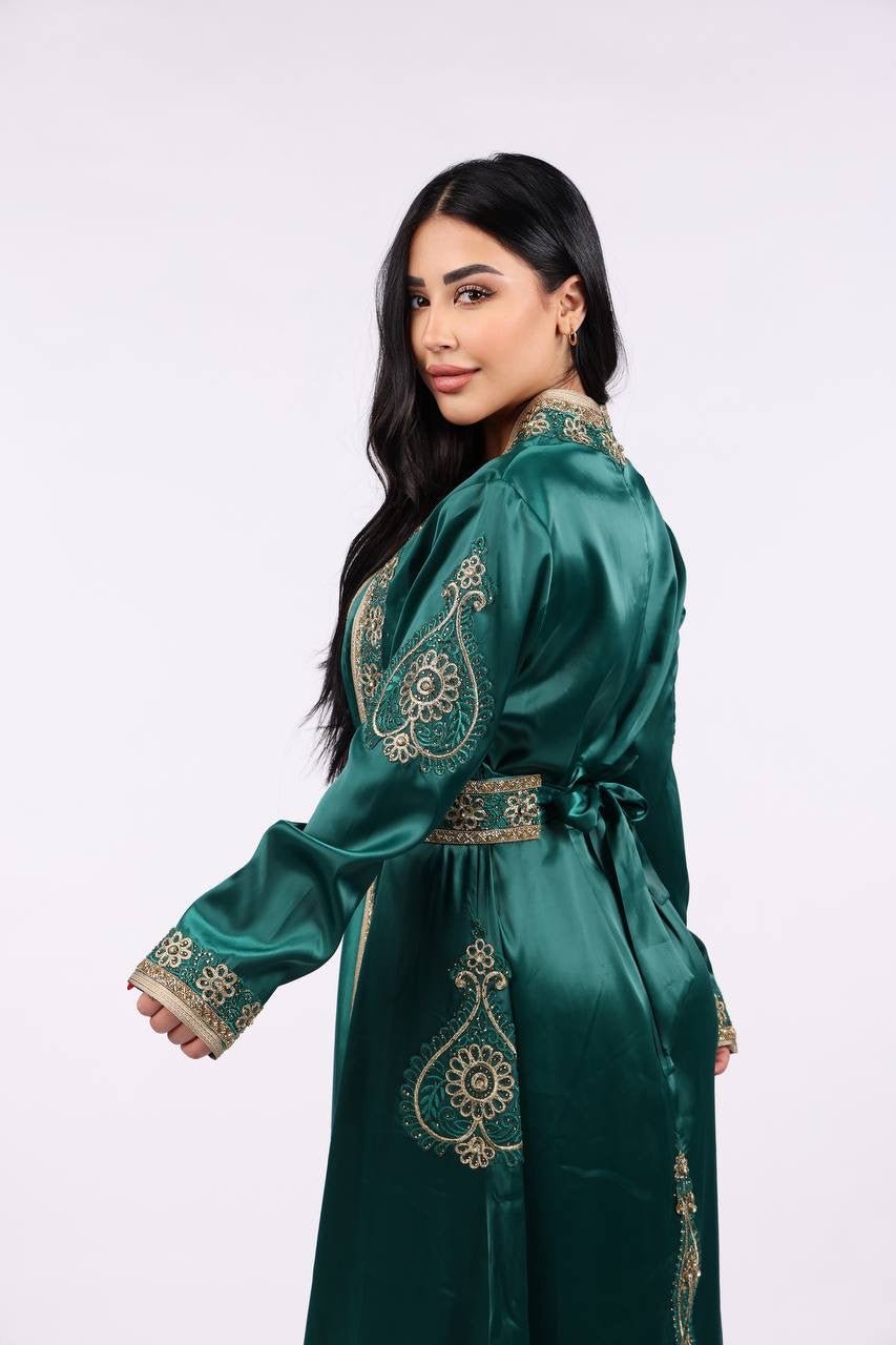 Woman Green Abaya - MASHUP