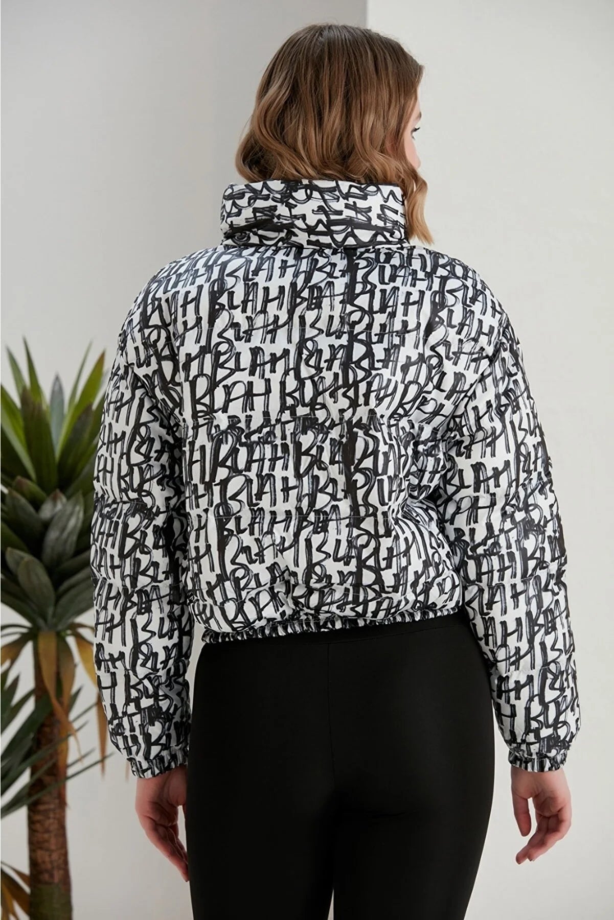 Women's Crop Patterned Coat - MASHUP